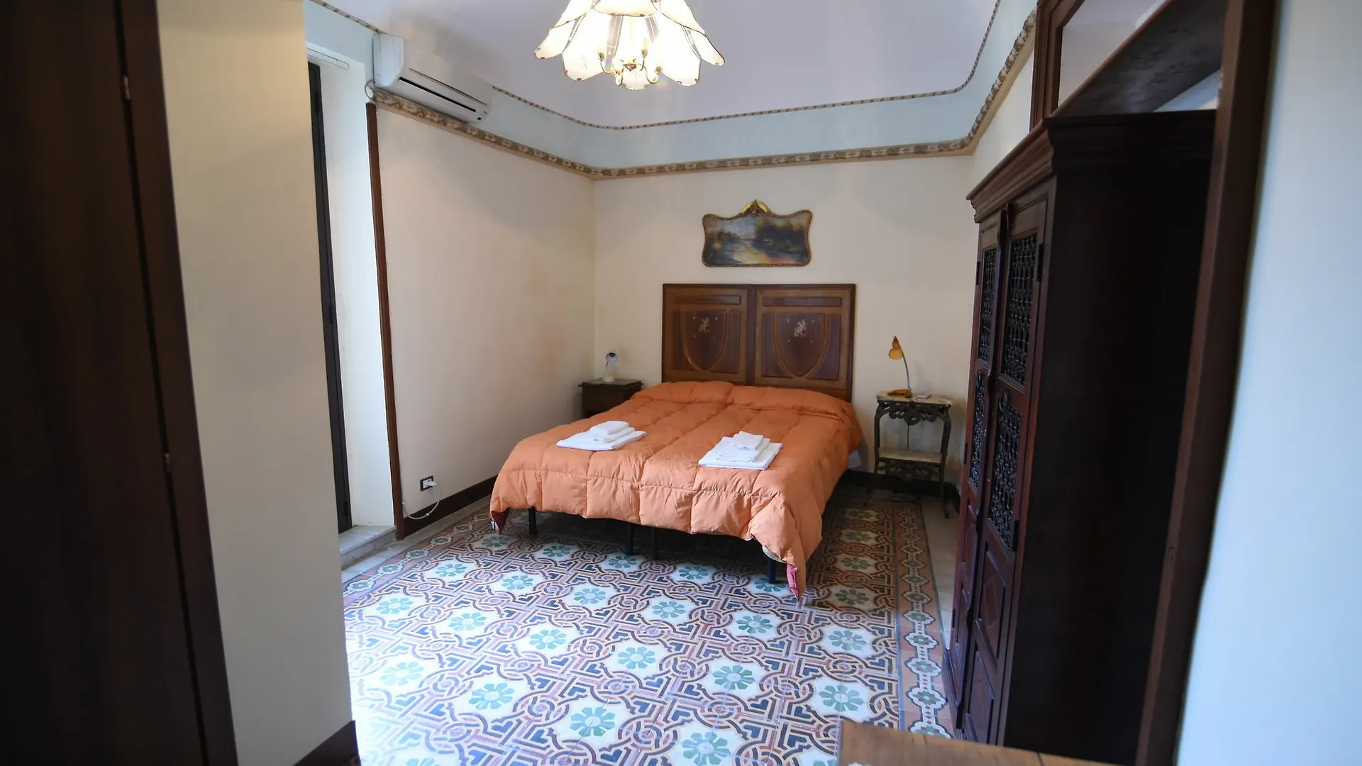 B&B Palace Piazza Armerina 3*,